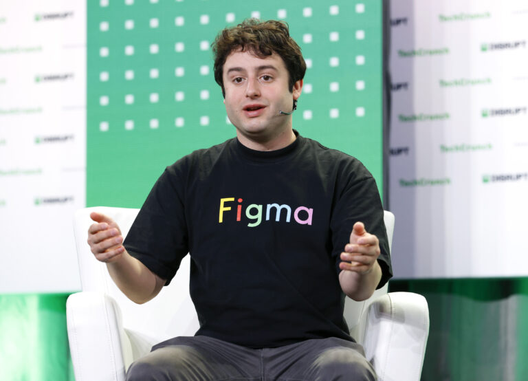 Dylan Field Net Worth 2025 β Insights to Empower Yourself 34 Dylan Field, Co-Founder & CEO of Figma, speaking at TechCrunch Disrupt 2022 (Photo: Wikimedia Commons, CC BY 2.0)
